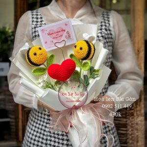 Len handmade: couple ong + trái tim - satin trắng