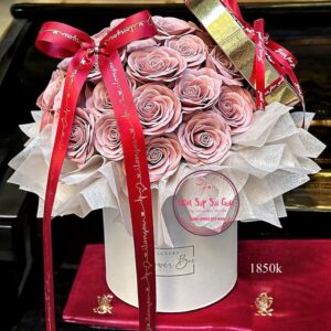 Luxury flower box: Hoa sáp cao cấp nude
