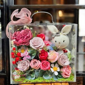 VB11 Thỏ len handmade* Hoa sáp mix - Vali mica cao cấp 24.27.15cm