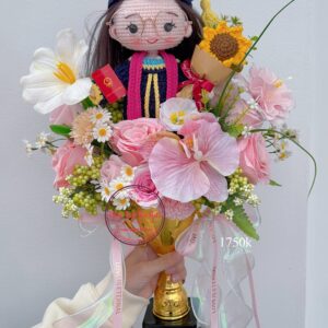 Cup doll nữ tốt nghiệp* Hoa sáp L