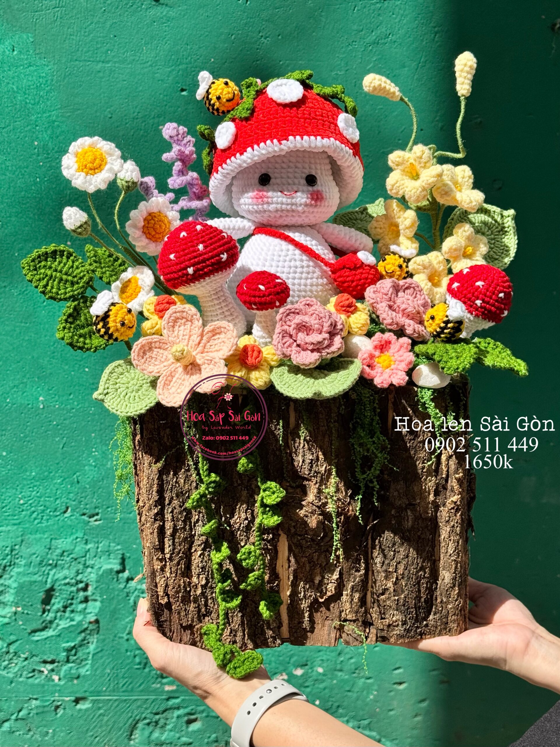 vb46-doll-nu-tot-nghiep-hoa-len-handmade-vali-mica-cao-cap-282815cm